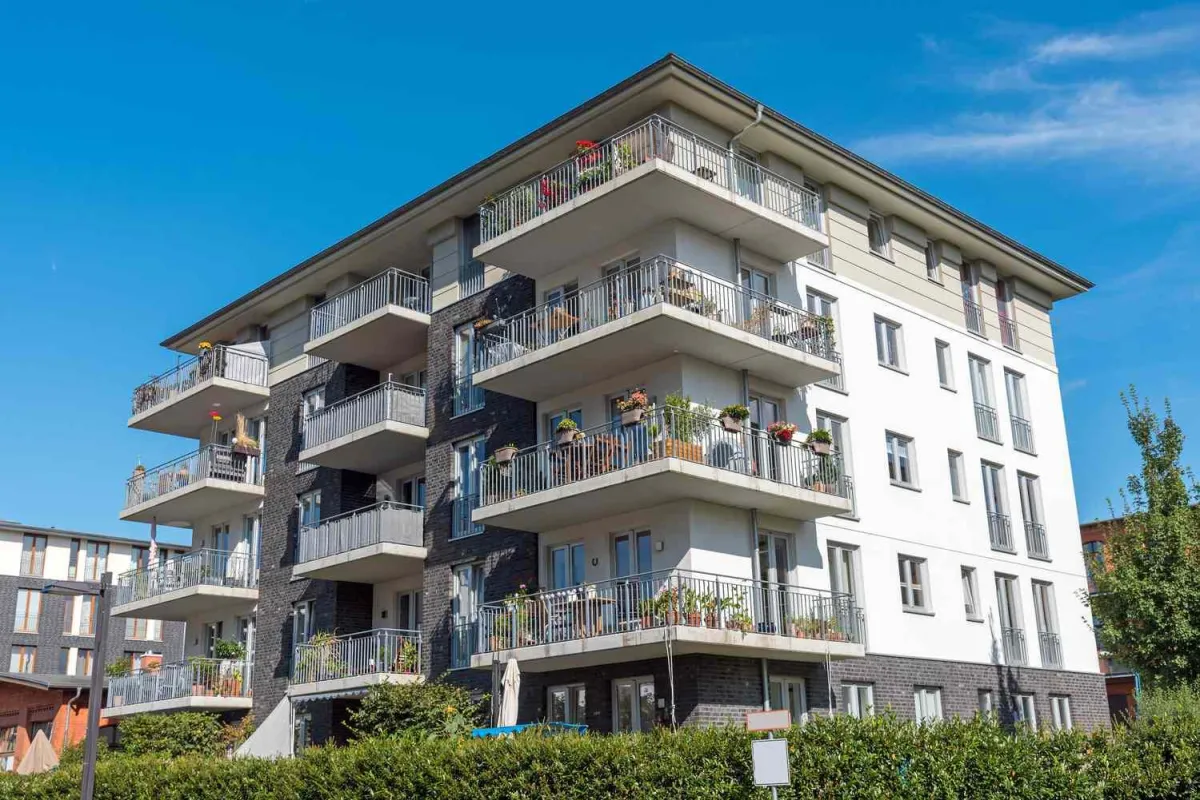-	Multifamily Apartment Complex