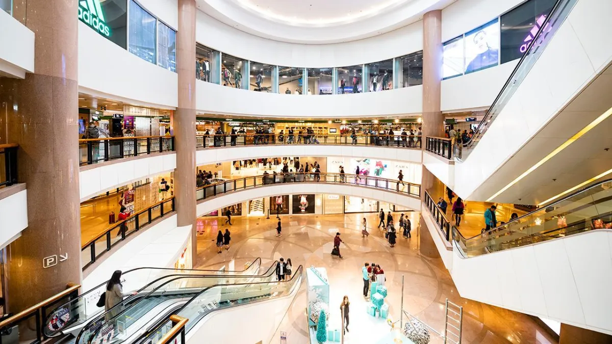-	Retail Shopping Center